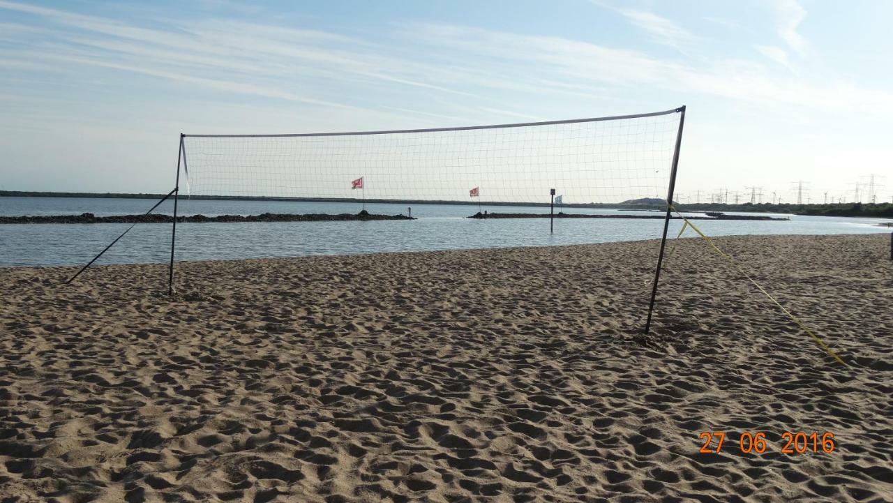 Beach Hotel Oostvoorne Exterior foto