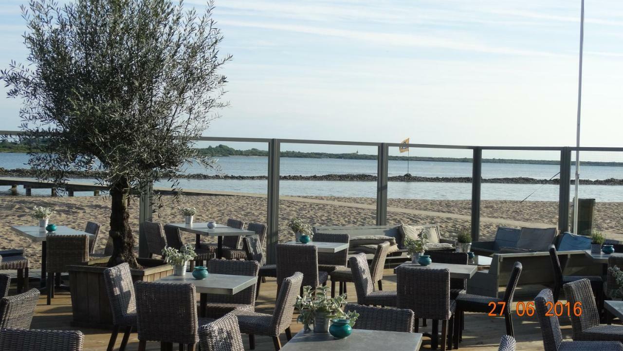 Beach Hotel Oostvoorne Exterior foto